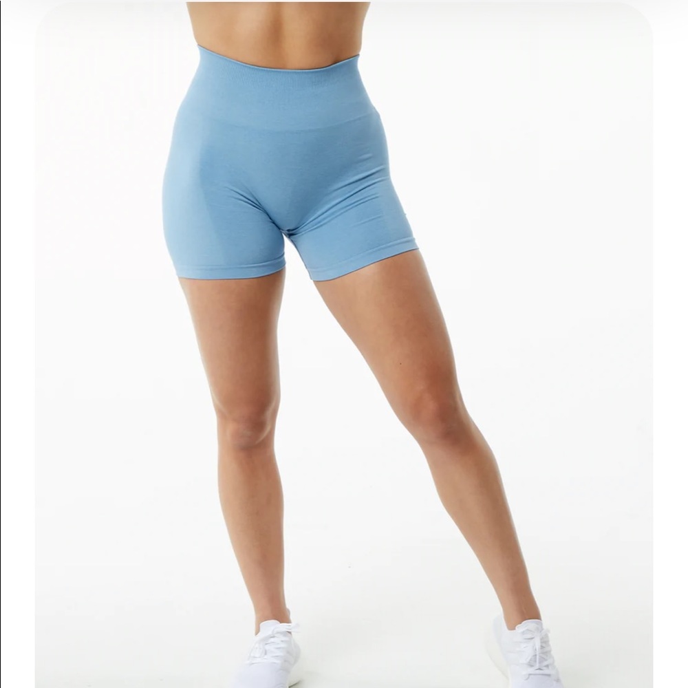 Alphalete AMPLIFY SHORT 4.5